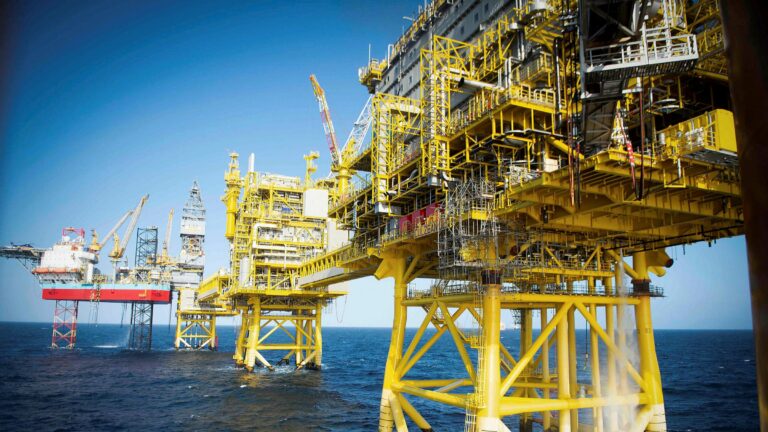 OPEC+ delays technical meetings to review market conditions