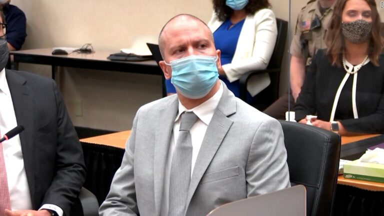 Derek Chauvin to change plea in federal civil rights case over death of George Floyd