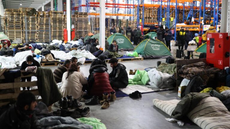 Facebook: Belarusian KGB made fake accounts to stir tension at Poland border