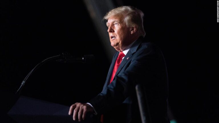 Trump uses anti-Semitic tropes to again criticize Jewish Americans