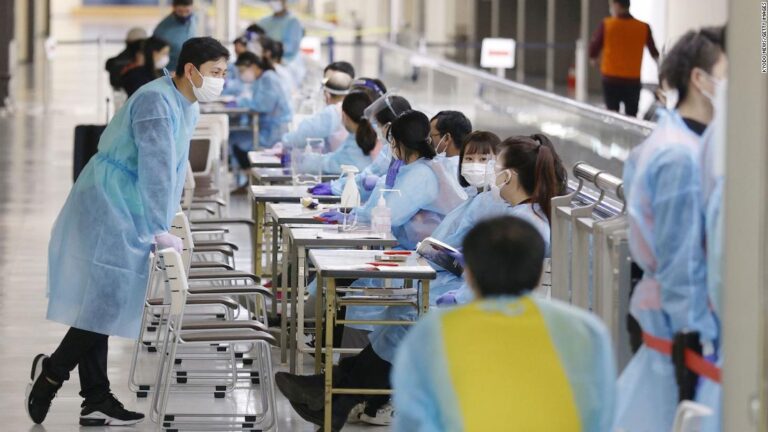 Growing number of countries report confirmed cases of Omicron variant