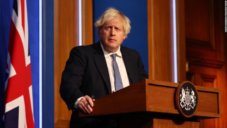 Photo appears to show Boris Johnson drinking wine with staff during Covid lockdown