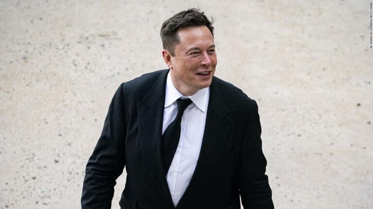 Elon Musk owes a massive $11 billion in taxes after wrapping up his Tesla stock sales