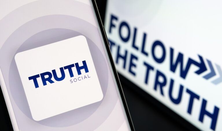 Trump’s social media venture says it has raised $1bn