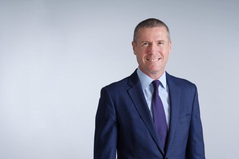 ACWA Power appoints Turton as Chief Investment Officer, Muhaidib as deputy CFO