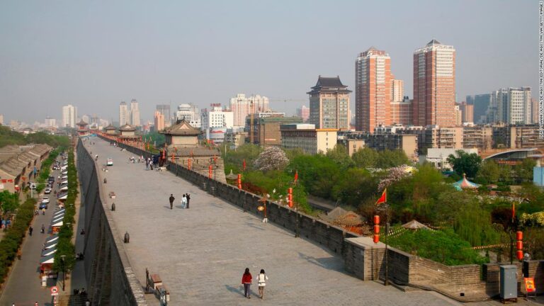 Woman miscarries after being refused by Xi’an hospital for invalid Covid test, states Weibo post