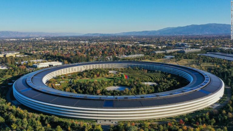 Apple has become the world’s first $3 trillion company