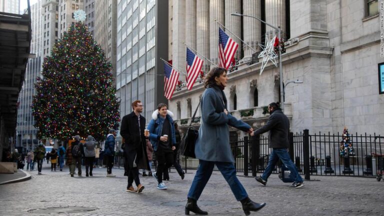 Can the stock market’s momentum continue into 2022?