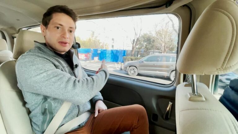 Reporter shows quarantined buildings in China ahead of Olympics