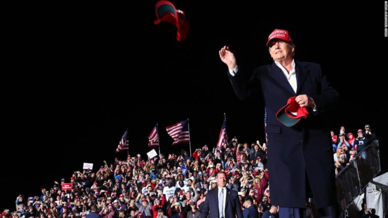 Supreme Court clears the way for House to get Trump White House docs