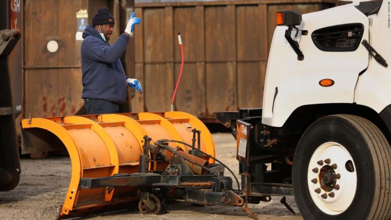 More than 20 million people from Texas to the Carolinas are under winter weather alerts