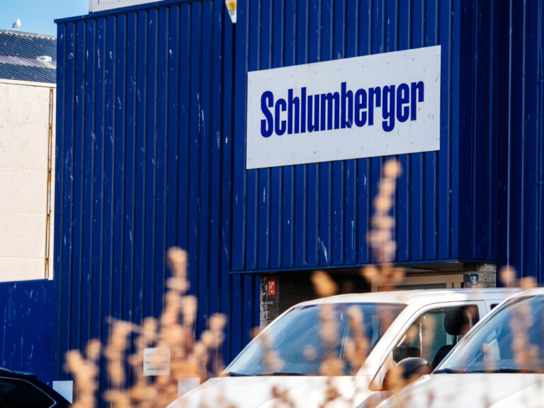 Red Sea International Co. extends facilities management contract with Schlumberger