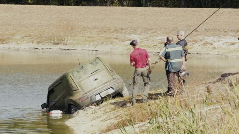 YouTube divers crack a missing person cold case