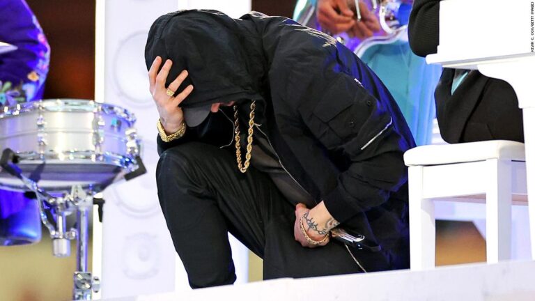 Eminem took a knee during his Super Bowl halftime performance