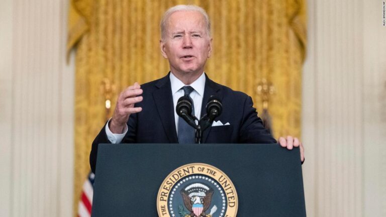 Biden seeks to shore up his domestic flank in his showdown with Putin