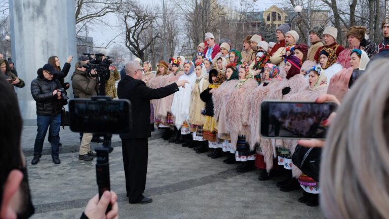What’s happening in Ukraine right now? CNN’s international correspondent reports