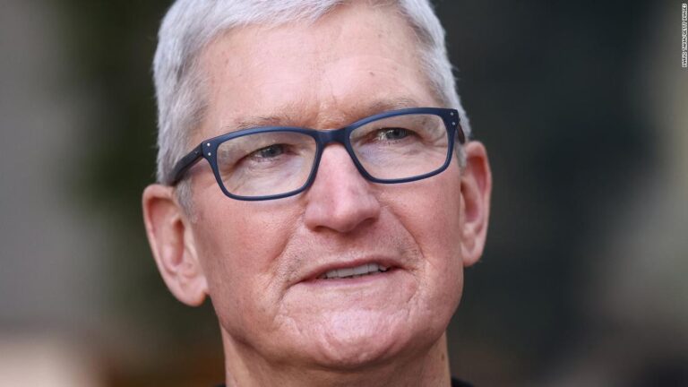 Apple investors urged to vote against a nearly $100 million pay package for CEO Tim Cook