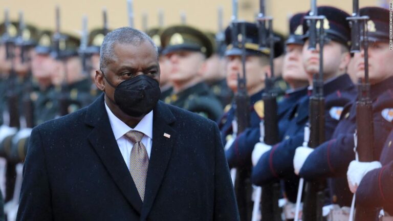 US Defense Secretary says it’s apparent Russia has made a decision and is moving into position to conduct an attack