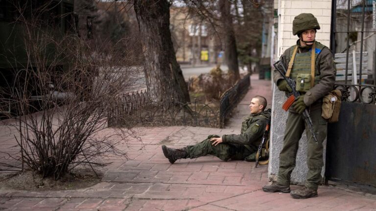 Battle for Kyiv underway as Russian troops seek to encircle Ukrainian capital