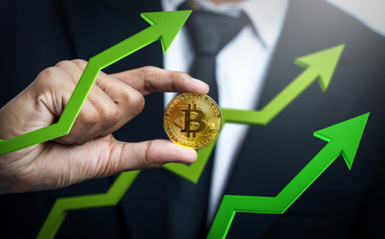 Bitcoin rebounds with stocks; stablecoins remain stable: Crypto moves
