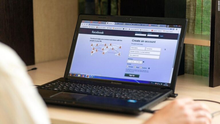 Russia says it’s blocking access to Facebook