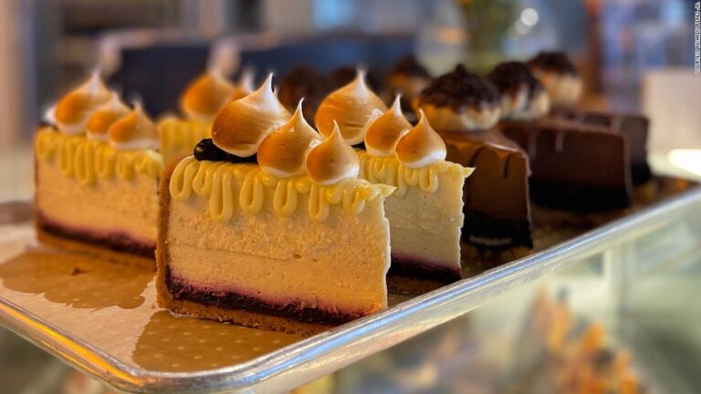 A San Antonio bakery raised more than $70,000 for Ukraine by donating all their proceeds for a weekend