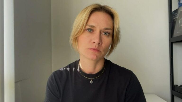 ‘Breaks my heart’: Actress reacts to famous dad’s remarks at pro-war rally