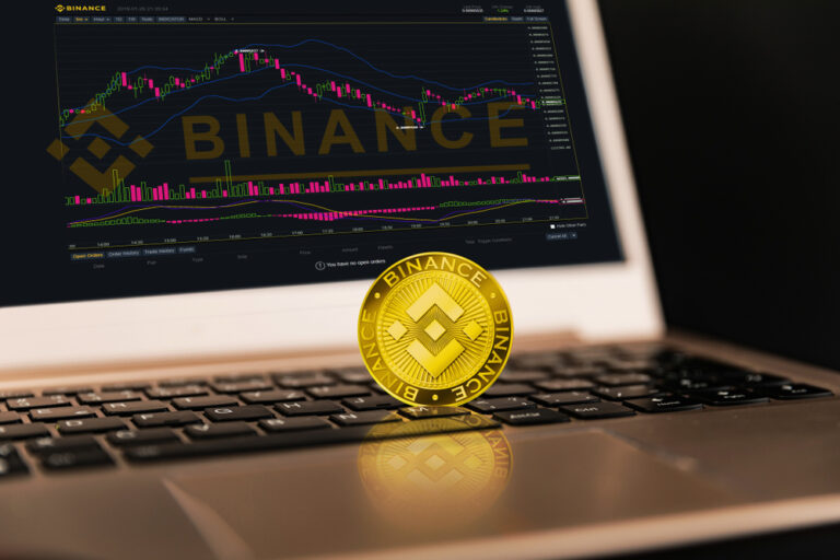Serving Russian clients is both a risk and opportunity for exchanges: Crypto Moves