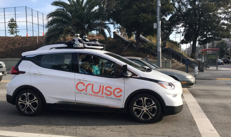 GM bets $3.5bn more on self-driving tech unit as SoftBank exits