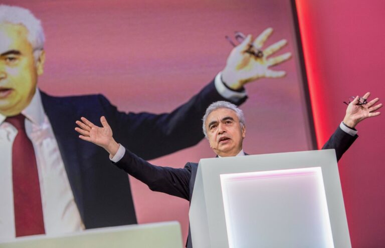 Oil Update — Crude nosedives, IEA calls for emergency meeting