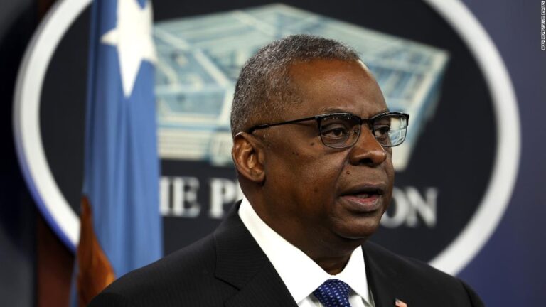 US defense secretary being regularly briefed on any potential Russian nuclear moves