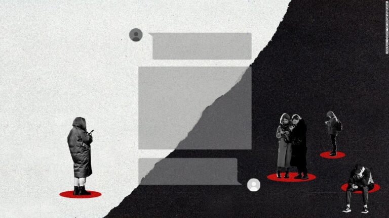 The people cold calling to chip away at Russia’s digital iron curtain