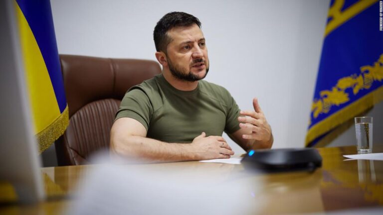 Zelensky removes two top Ukrainian generals, says he does not have “time to deal with all the traitors”