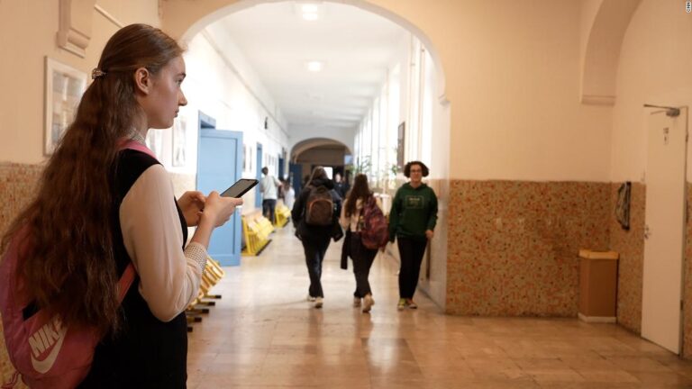 Fleeing Ukraine alone, resourceful teenager persuades Hungarian school to take her in