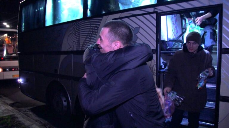 Former Ukrainian prisoners of war describe their experience