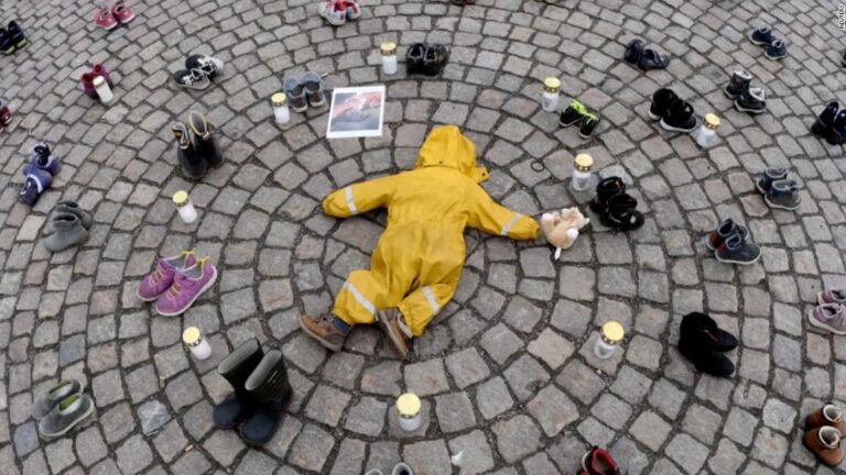 Some Russians think images of these children are fake. Keilar shows they are not