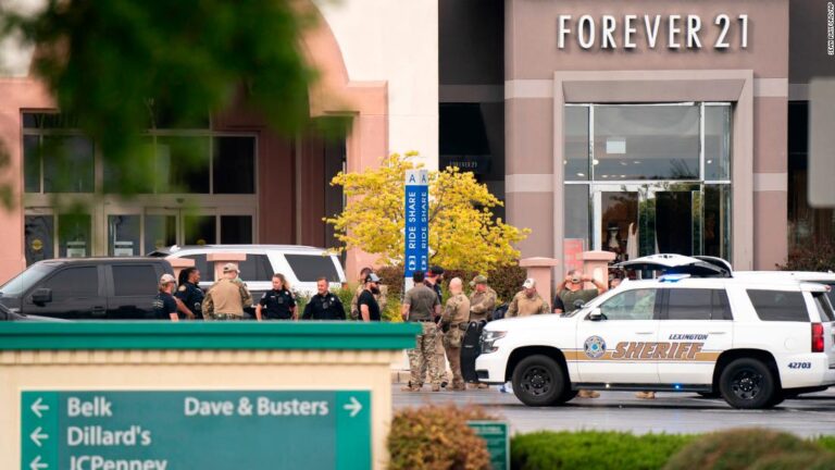 1 person arrested in connection with South Carolina mall shooting that left 14 people injured, police say