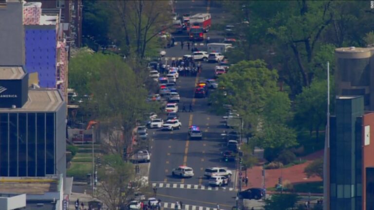 At least 2 shot in ‘active threat’ situation in Washington, DC