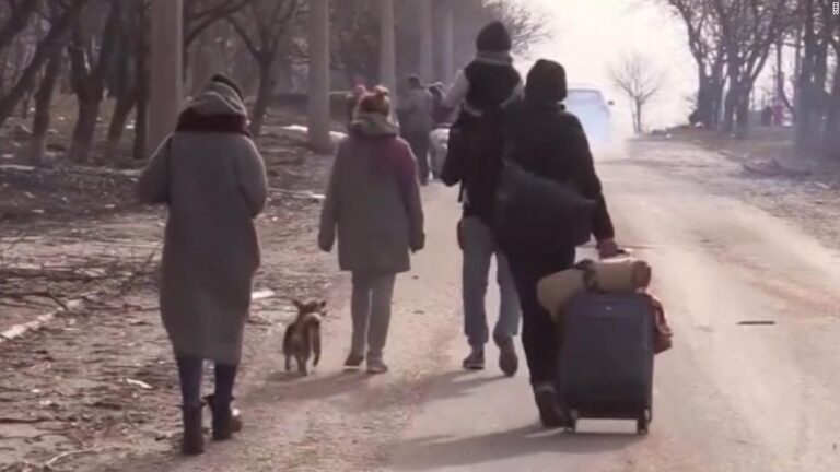 Ukrainians come under fire while fleeing home country