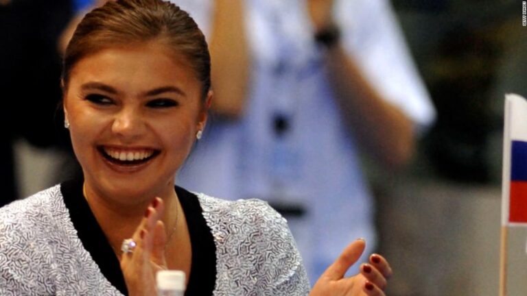 WSJ: Why the US is holding off on sanctioning Putin’s rumored girlfriend