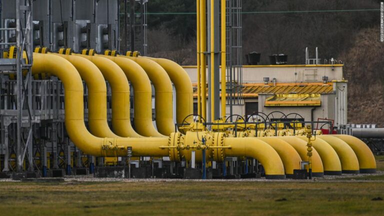 Russia shuts off gas supplies to Poland and Bulgaria