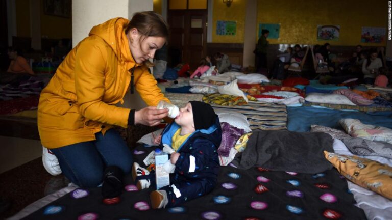 They fled Ukraine to protect their children. Now these mothers are returning home