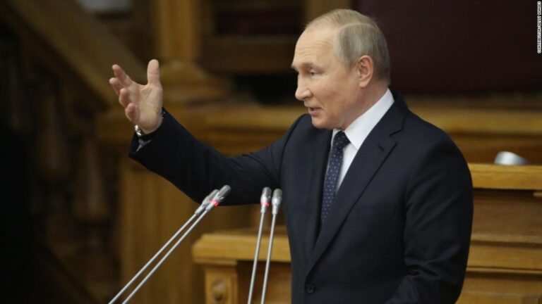‘Some evidence’ Russia learning from mistakes, US officials say