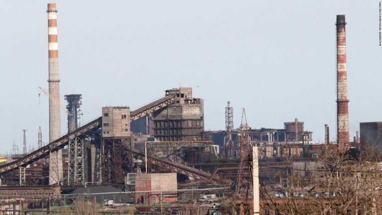 Russians blocking part of Mariupol ahead of ‘another attempt to storm’ steel plant, says Ukrainian official