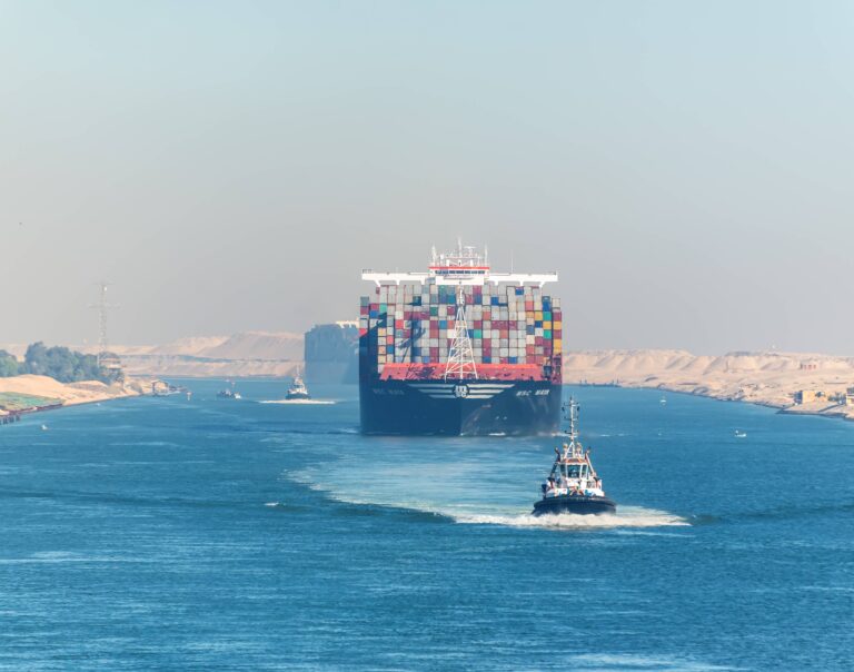 Suez Canal revenues up by 20% during Q1 2022