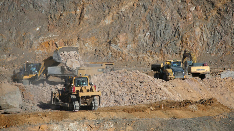 Auction to be held for mining licenses in Hufairat Nisah Limestone Blocks Complex