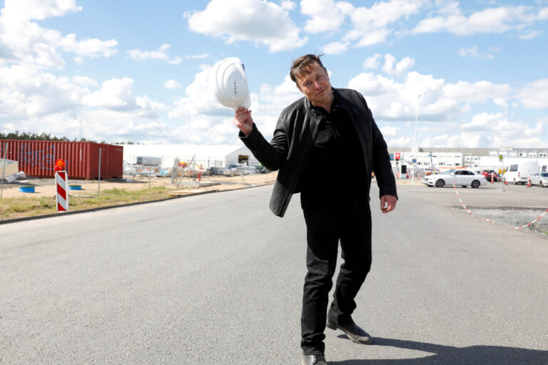 Tesla stockholders ask judge to silence Musk in fraud case