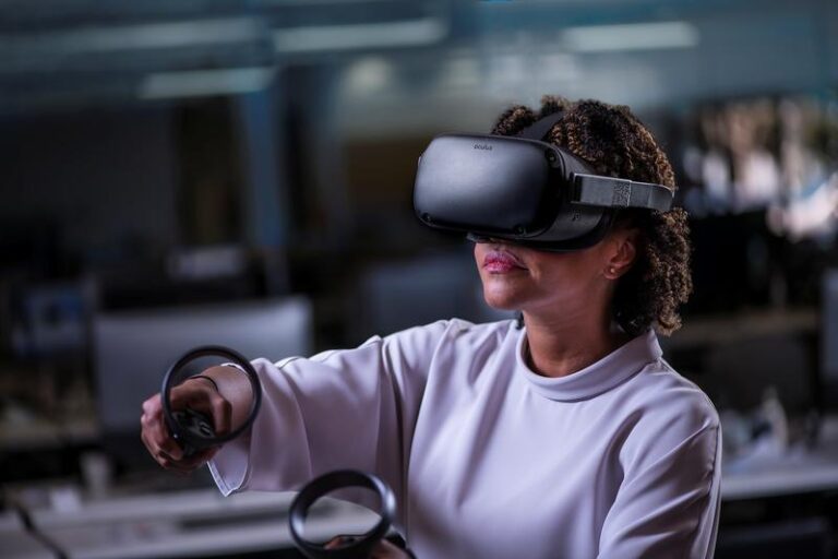Meta opens retail store to showcase virtual reality hardware
