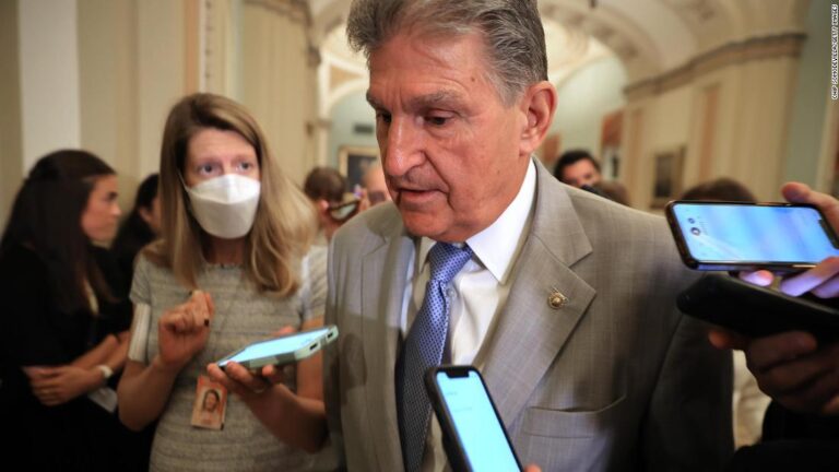 ‘Pissed-off’ Manchin rails on Trump-backed candidate in House GOP primary