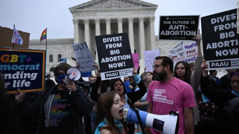 Chief Justice Roberts orders investigation after release of draft Roe v. Wade reversal